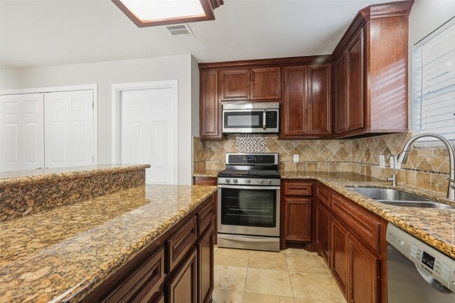 Building Photo - 14861 Altair Ct