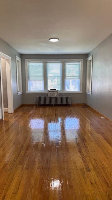 Photo - 5725 W Addison St