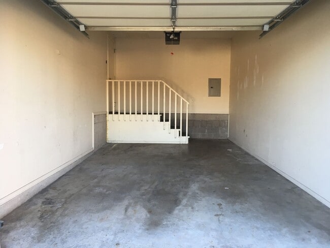 Photo - 73 W 16th Pl Unidad 73A