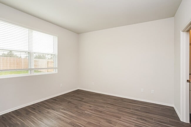 3197 Wood Lily Dr