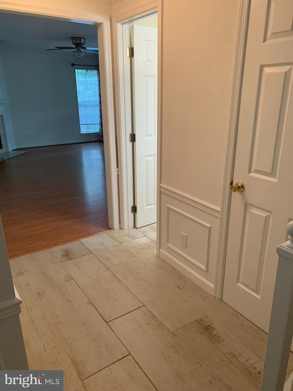 Building Photo - 8202 Winstead Pl Unit 202
