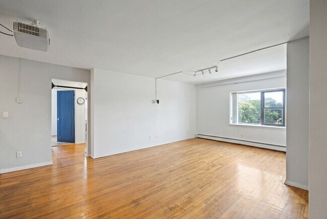 Photo - 204 Woodcliff Ave