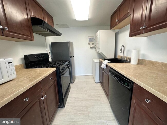 Photo - 3850 Woodhaven Rd