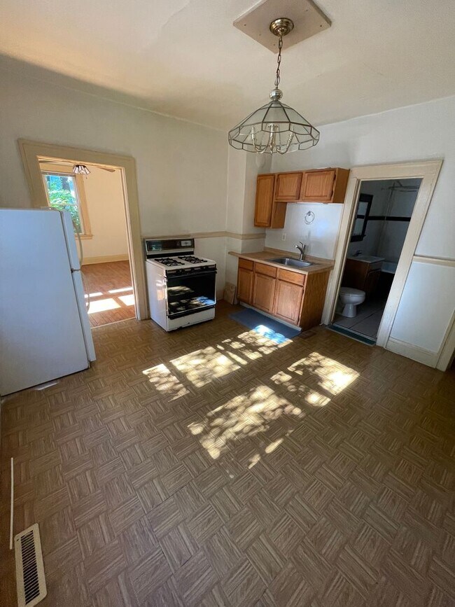 Photo - **First month rent half off** Unit Rear Cottage Upper