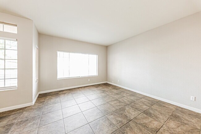 Photo - 3717 N Heather Ln