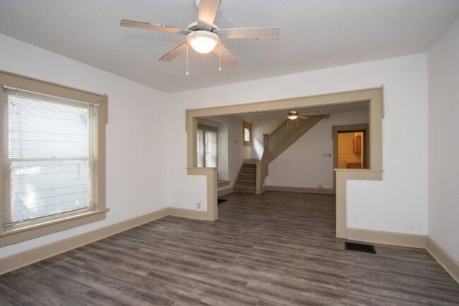 Photo - 1134 Lasalle St