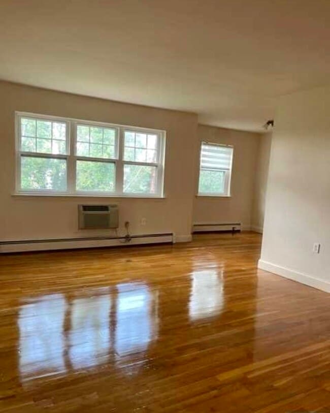 Photo - 220 MEADOW Ln Unidad D9