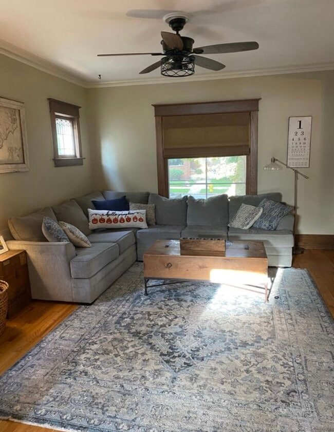 Photo - 342 Hampton Ave SE