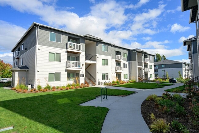 Photo - Markwood Apartments
