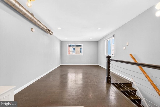 Photo - 2579 Memphis St