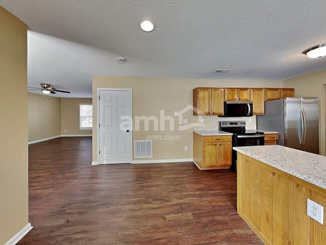 Photo - 515 Indian Lake Dr