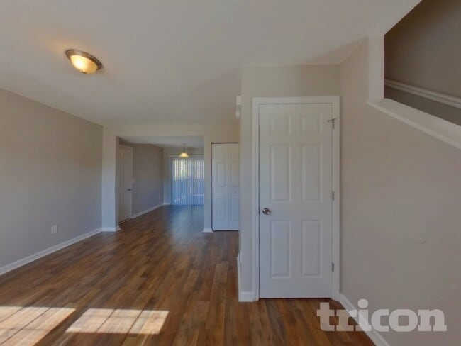 Photo - 175 Cascade Dr