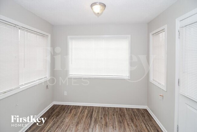 Photo - 5191 Kingswood Cove