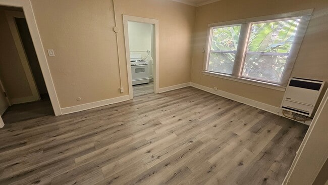 Photo - 815 S Lake St Unidad 205