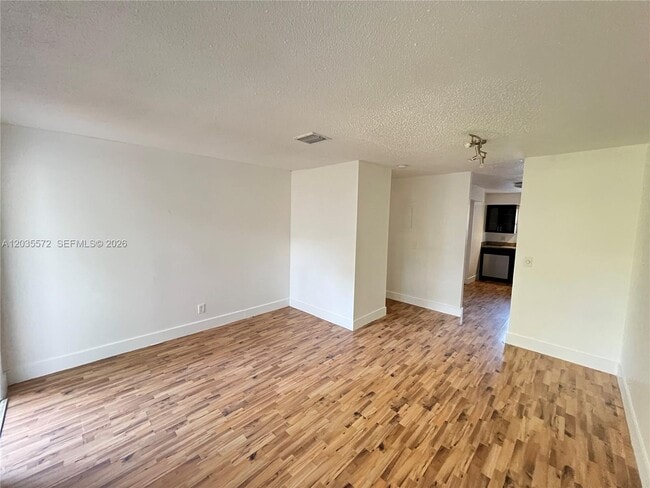 Photo - 1406 SW 1st St Unidad A