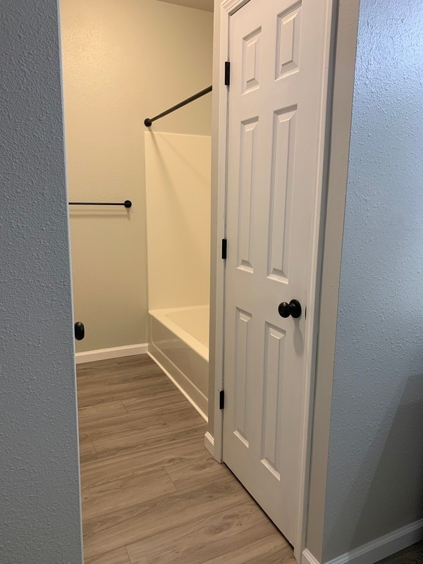 Photo - 110 W 3rd St Unidad A