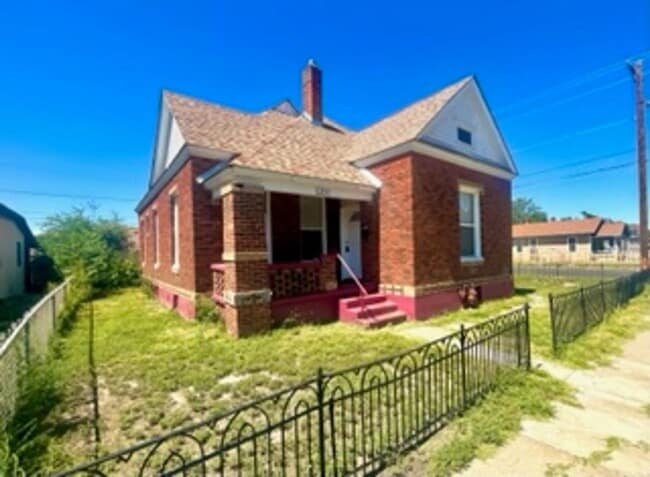 Photo - 1201 Pine St