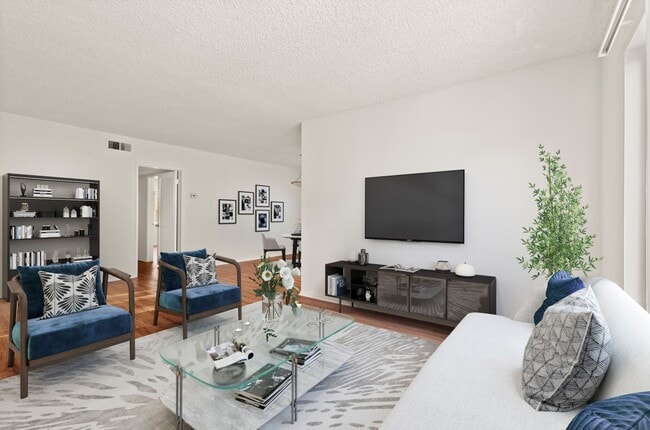Building Photo - DOHENY Rental