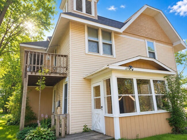 707 Franklin St Unit 1