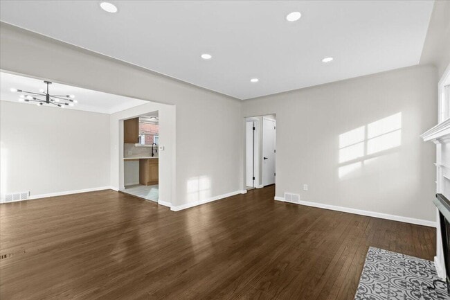 Photo - 19750 Prest St