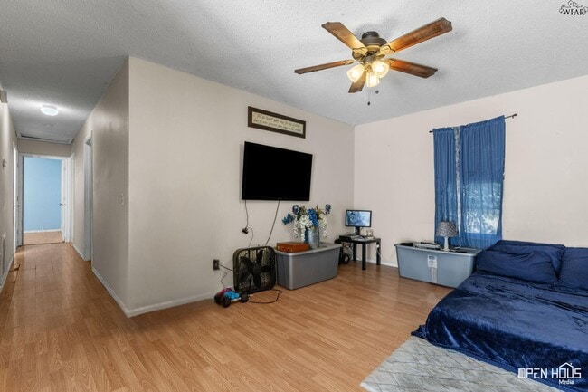 Photo - 515 N Texas St