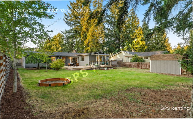 Photo - Classic Mid-Century Rambler with Modern Co...