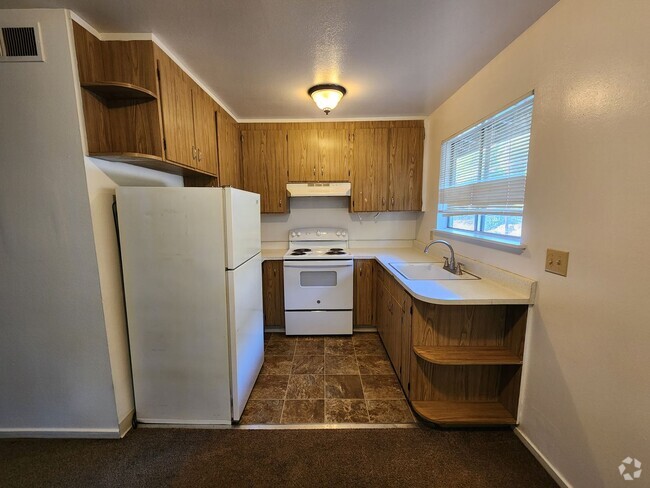 Building Photo - 1475 Benton Dr Unit Benton Dr 1475 #4 Rental