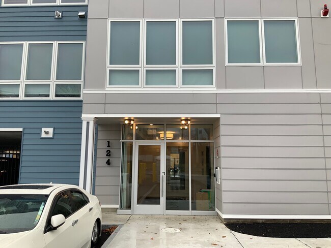 Photo - University Square South