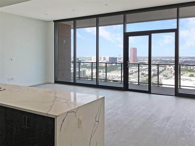 Building Photo - 2120 Olive St Unit 3303