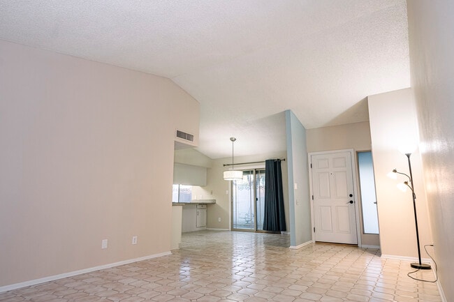 Photo - 17609 N 45th Ave