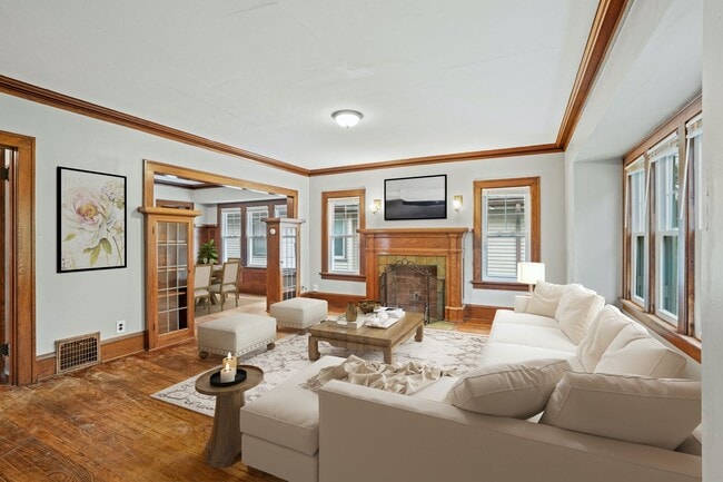 Building Photo - Maryland Upper near UWM