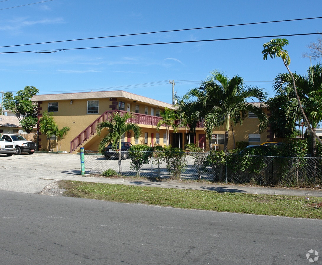 Palm Apartments - Palm Apartments