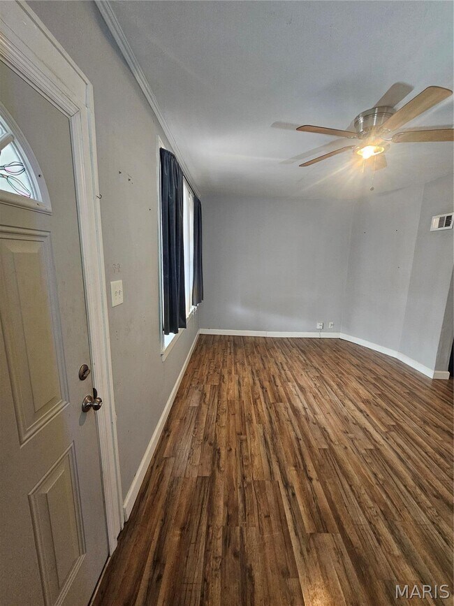 Photo - 5034 Louisiana Ave Unit 1F