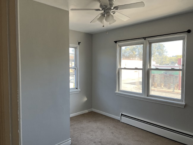 Photo - 7012 Kennedy Ave Unidad 2