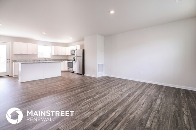 Photo - 142 Bella Vita Way