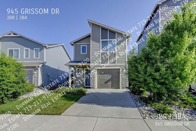 Photo - 945 Grissom Dr. House