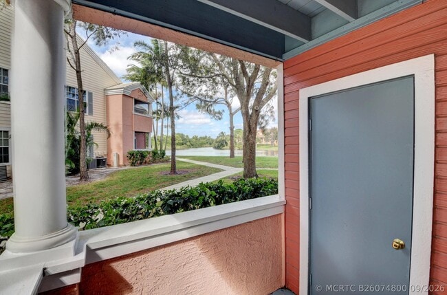 Photo - 1365 Crystal Way Unit A