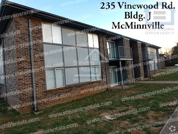 Building Photo - 235 Vinewood Rd Unit J3 Rental