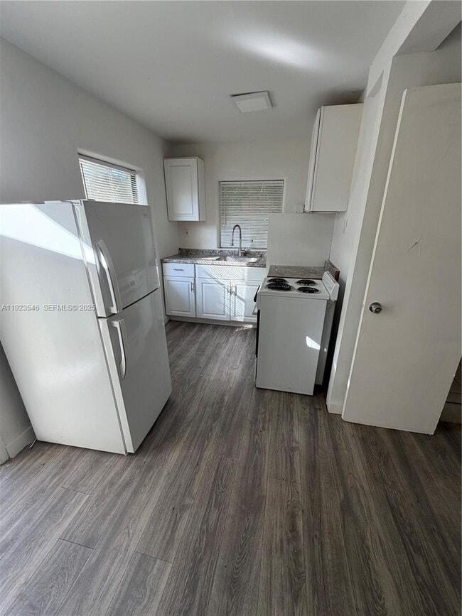 Photo - 2645 NW 21st Ave Unit 6B