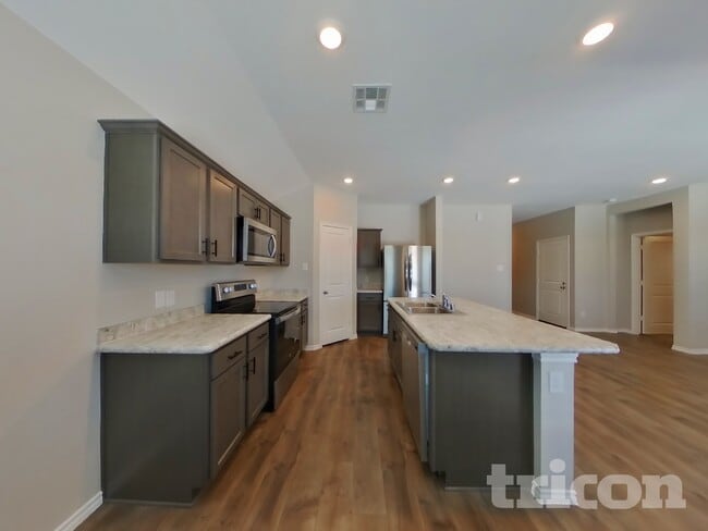 Photo - 3612 Skelton St