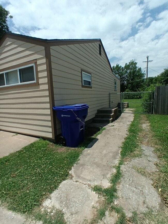 Photo - Freshened up ready for new tenants! Section 8 approved