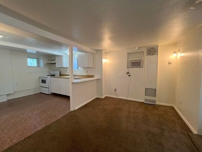 Photo - FI418-Yuan, Andrew Unit B