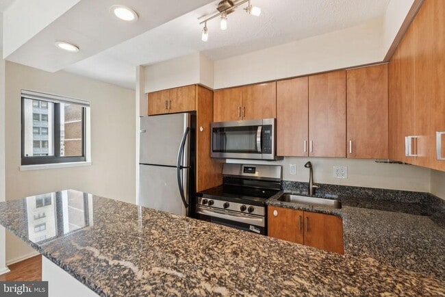 Photo - 1420 Locust St Unidad 28H-R