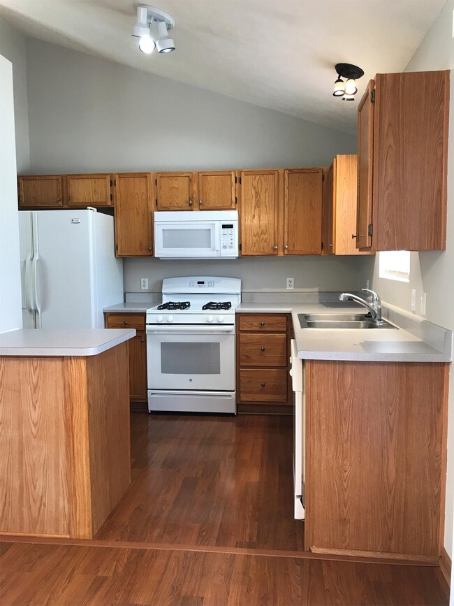 Photo - 6721 N 78th Ave