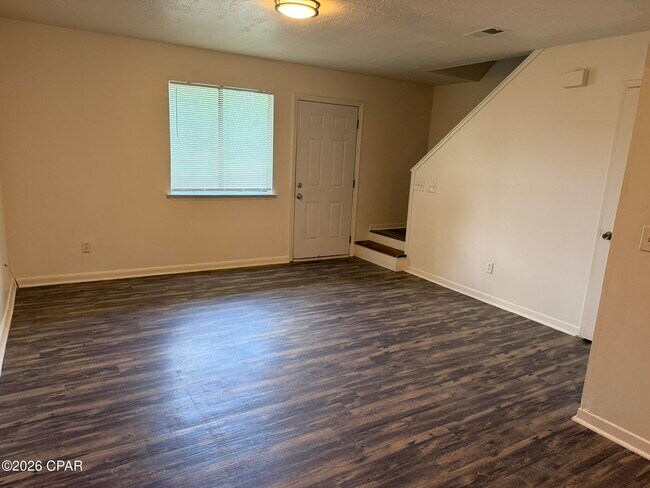 Photo - 5138 Lance St