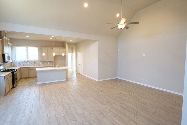 Photo - 8774 Laurel Crest Dr