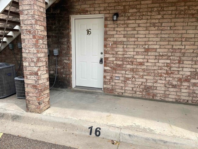 Photo - 511 Shiloh Dr Apartment Unit 16