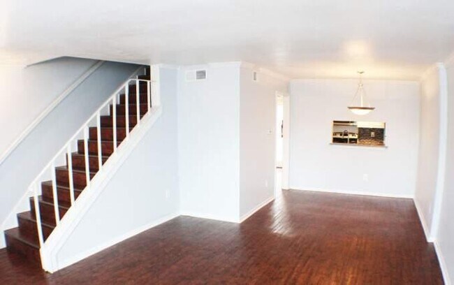 Photo - 3 bedroom in Houston TX 77008 Unidad 3047