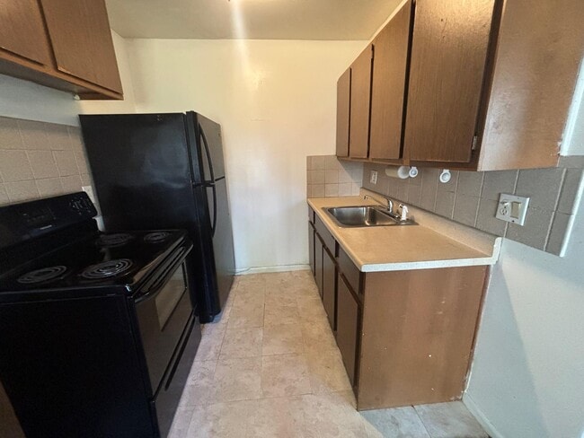 Photo - 17175 Redford St Unit 1