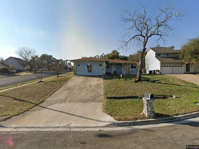 Building Photo - 7706 Fenton Cove